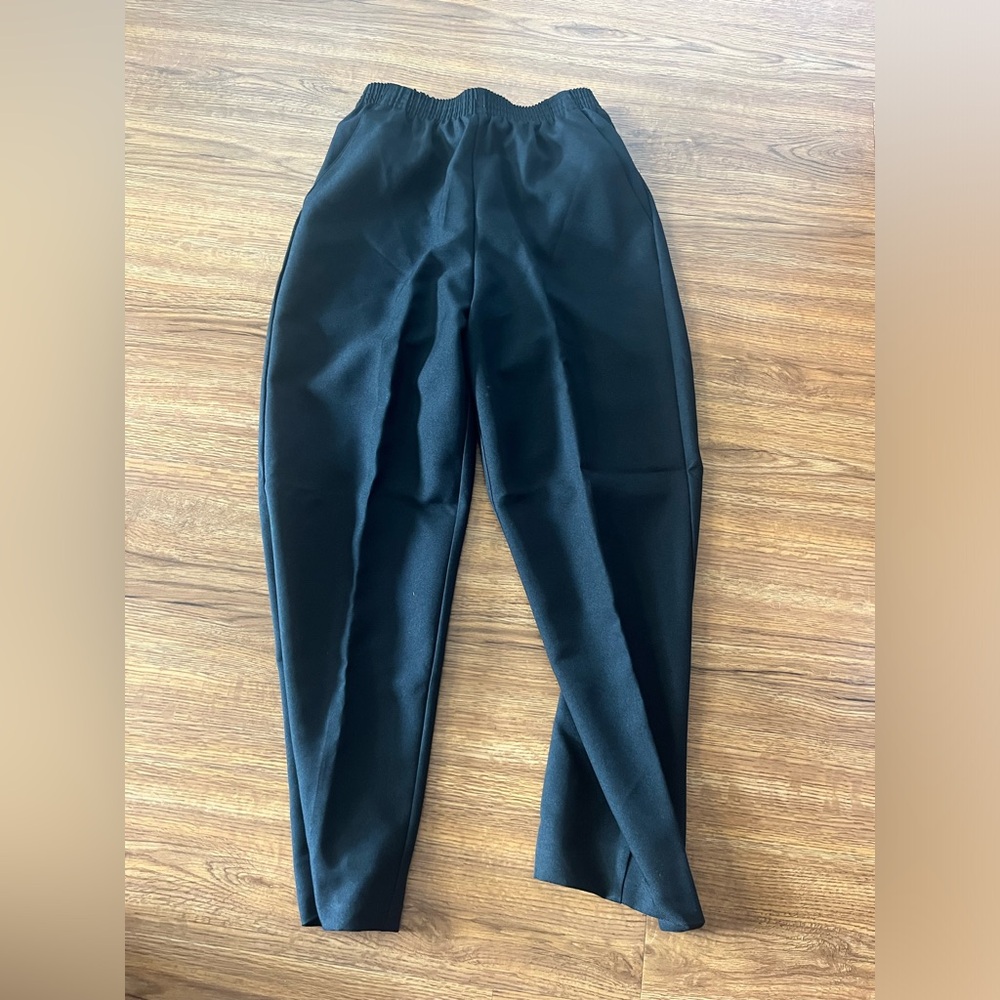 men’s trousers with an elastic band